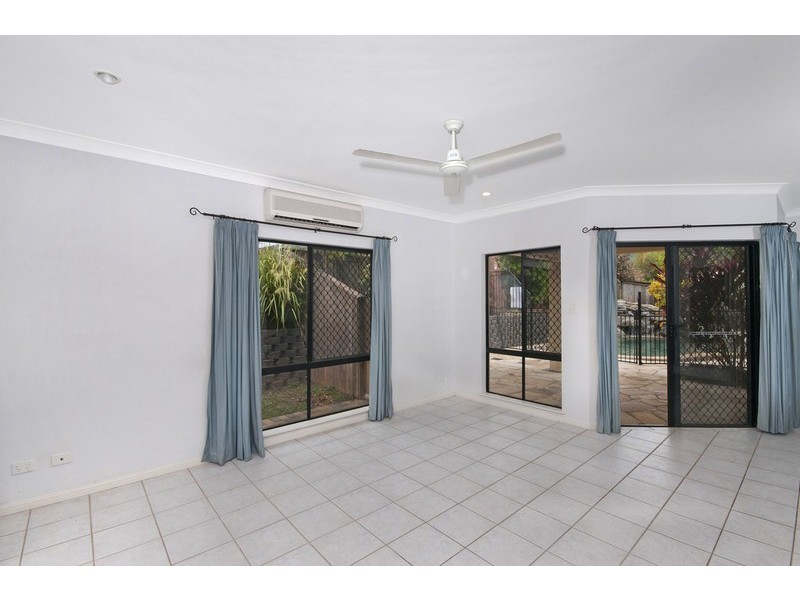 22 Spinos Street, Redlynch QLD 4870