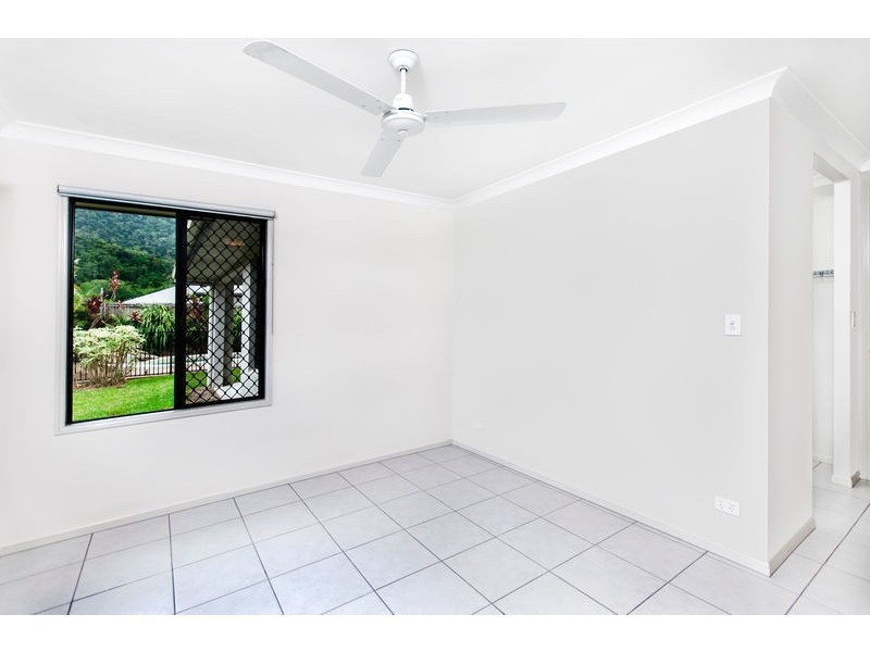 98 Xavier Herbert Drive, Redlynch QLD 4870