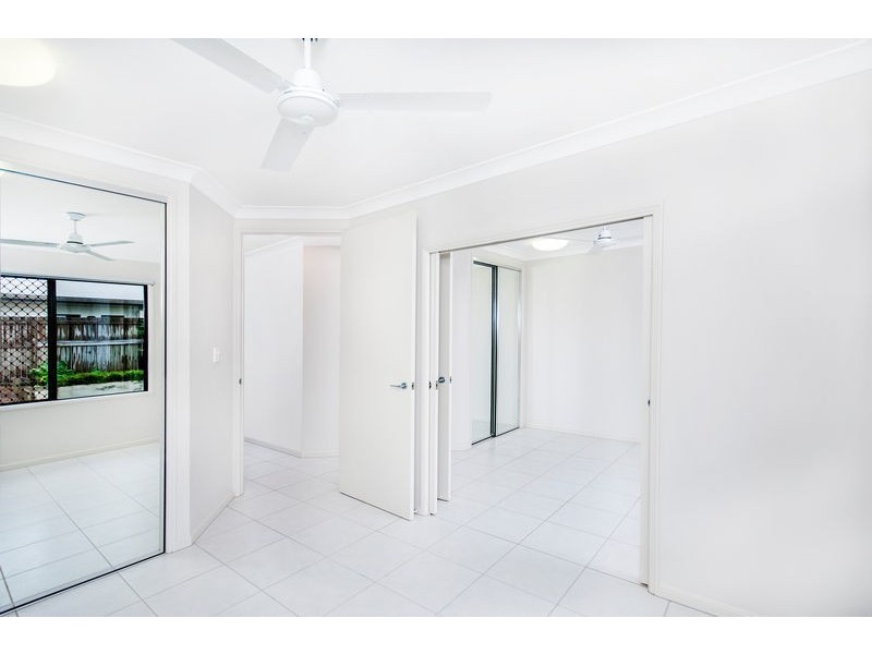 98 Xavier Herbert Drive, Redlynch QLD 4870