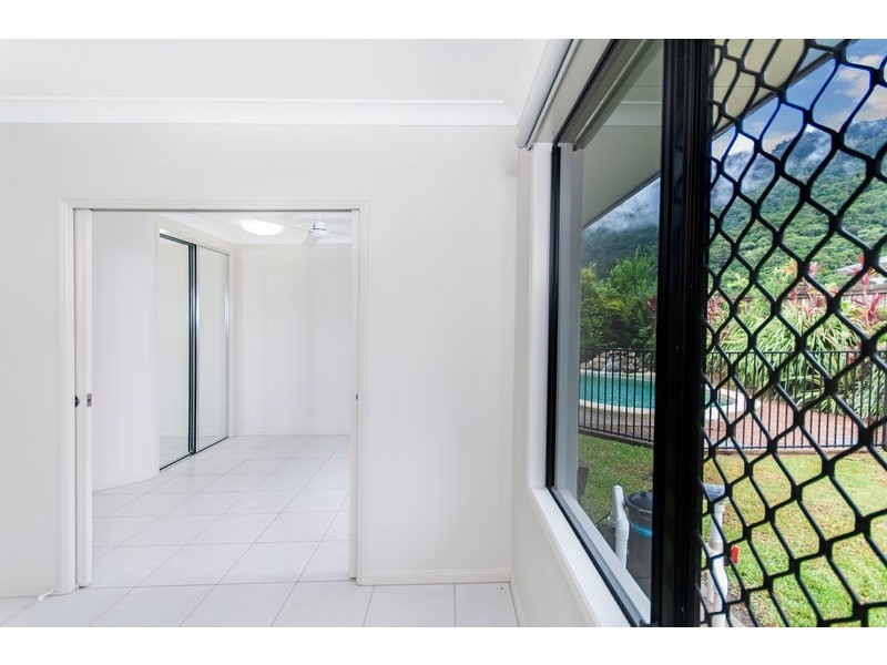 98 Xavier Herbert Drive, Redlynch QLD 4870