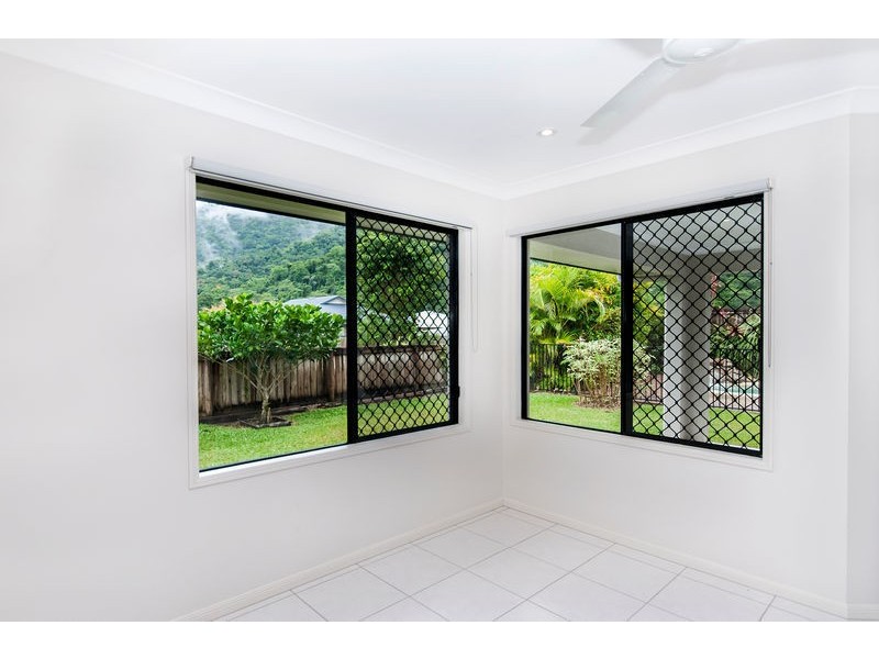 98 Xavier Herbert Drive, Redlynch QLD 4870