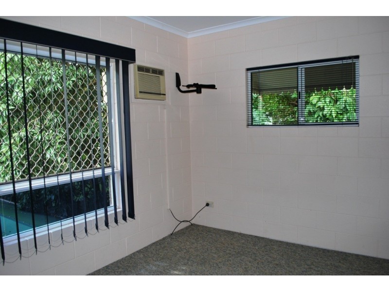 9/3-5 Tenni Street, Redlynch QLD 4870