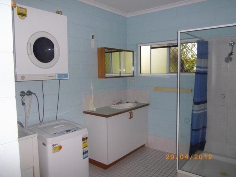Manunda QLD 4870