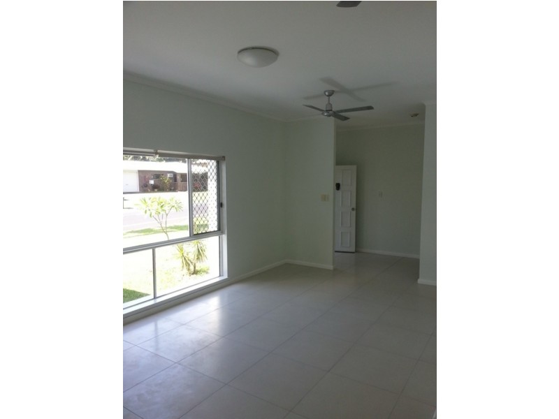 42 Adam Drive, Brinsmead QLD 4870