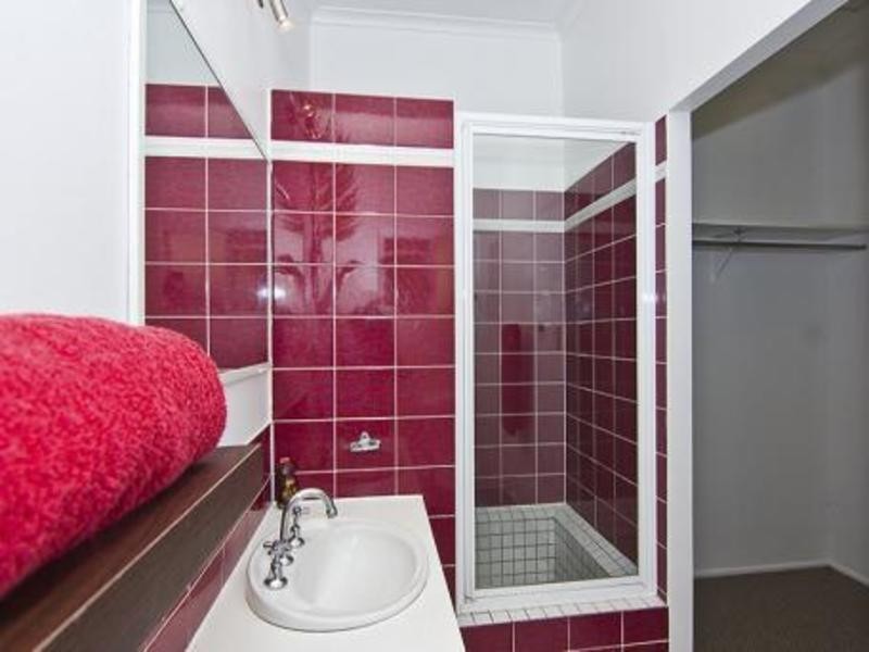 42 Adam Drive, Brinsmead QLD 4870