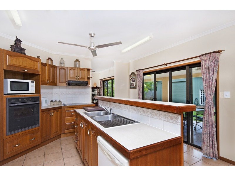 4 Ebony Street, Redlynch QLD 4870