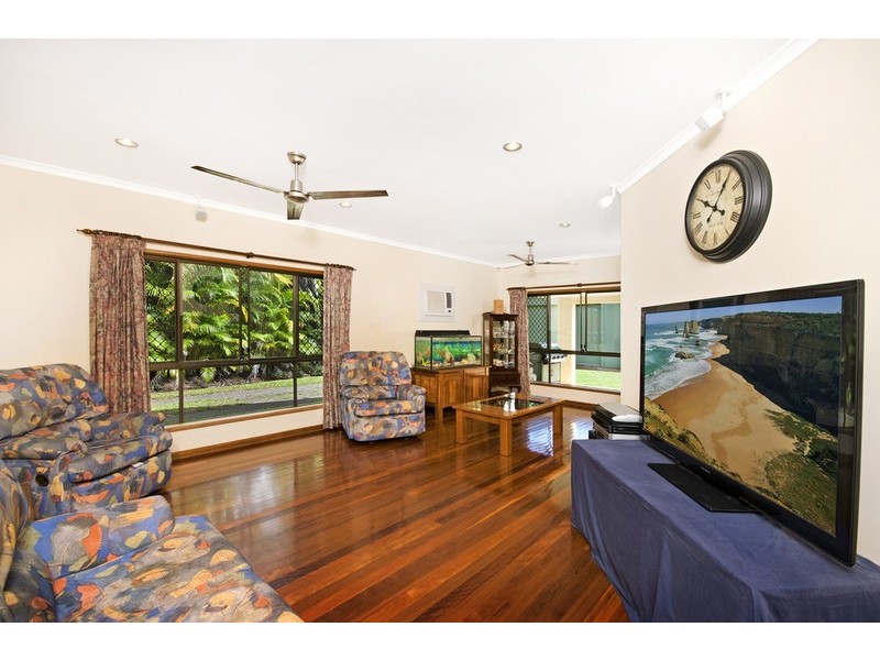4 Ebony Street, Redlynch QLD 4870
