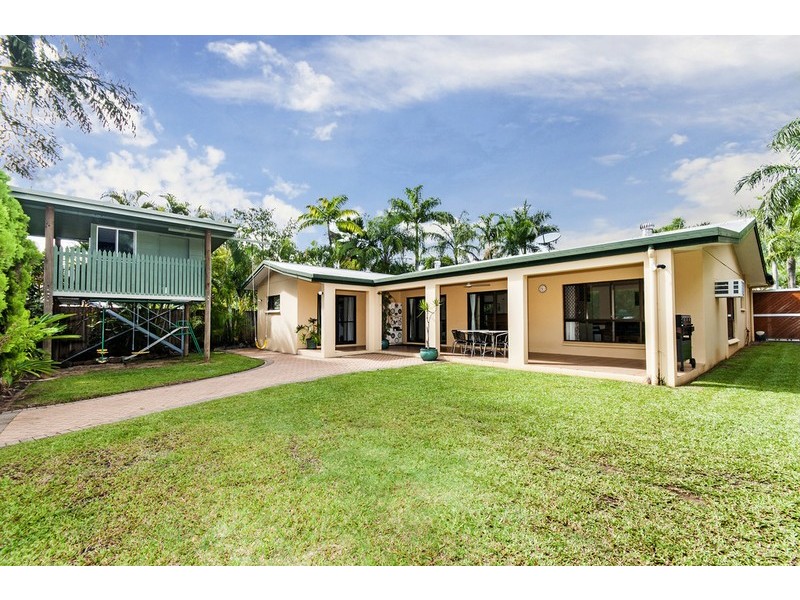 4 Ebony Street, Redlynch QLD 4870