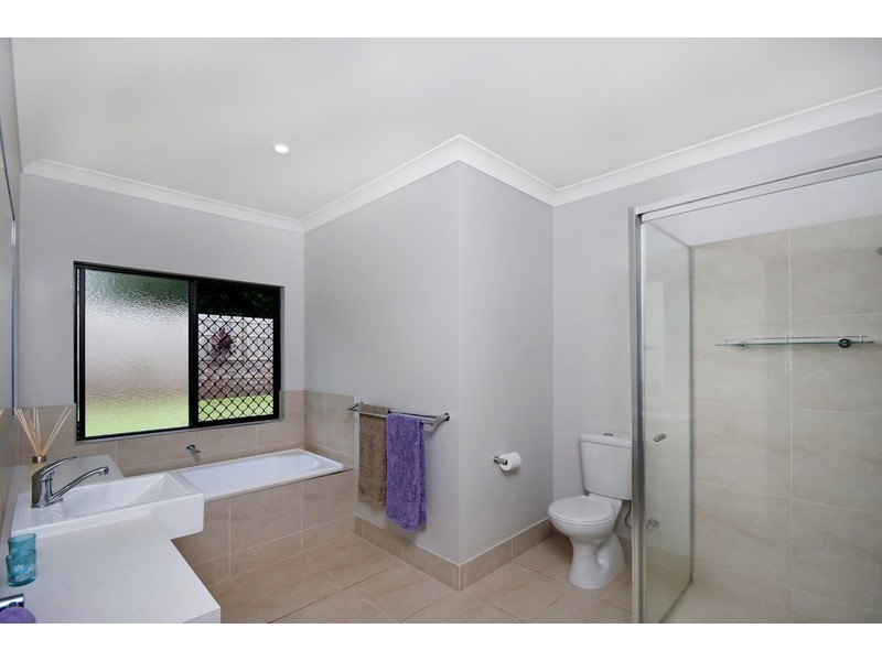 1 – 3 Java Court, Redlynch QLD 4870