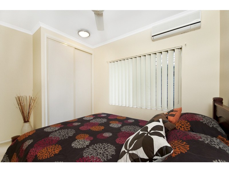 9 Tradewinds Close, Redlynch QLD 4870