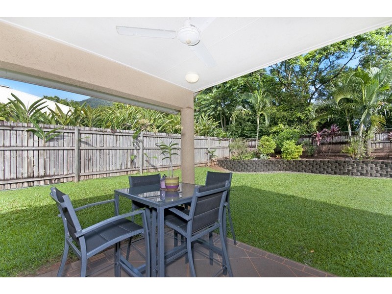 9 Tradewinds Close, Redlynch QLD 4870