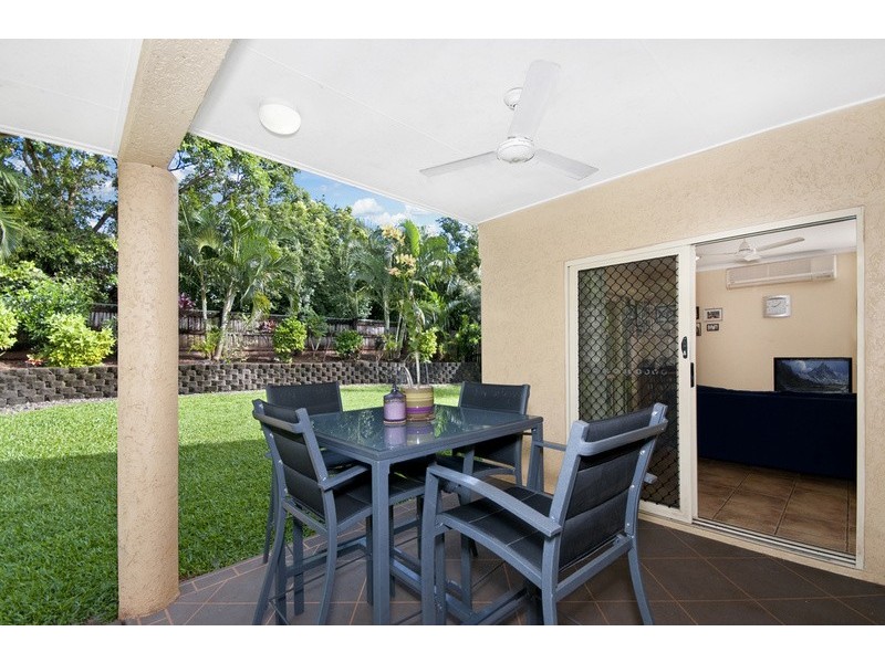 9 Tradewinds Close, Redlynch QLD 4870
