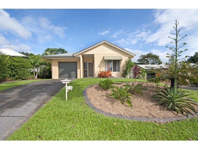 9 Tradewinds Close, Redlynch QLD 4870