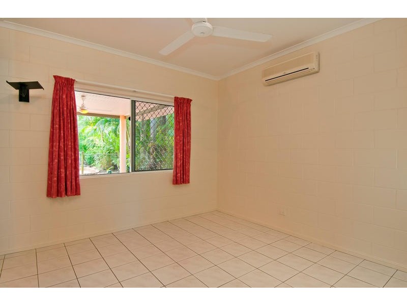 Redlynch QLD 4870