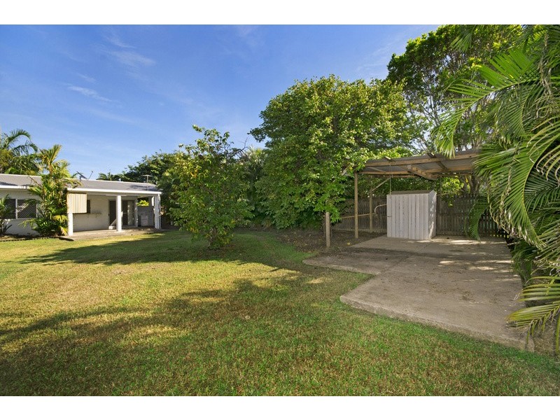 22 Lomond Close, Smithfield QLD 4878