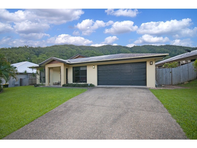 8 Chandra Close, Redlynch QLD 4870