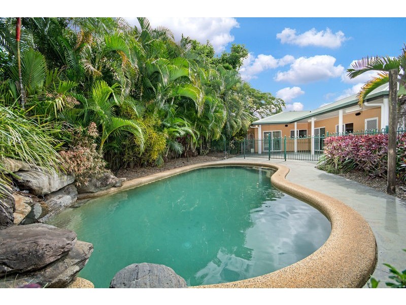 28 Satinash Close, Redlynch QLD 4870