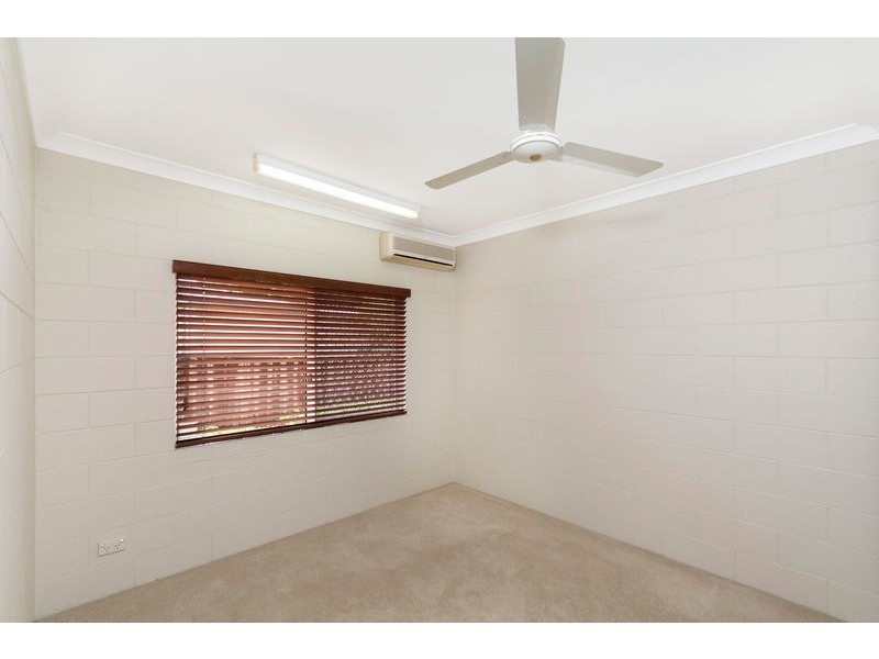 28 Satinash Close, Redlynch QLD 4870