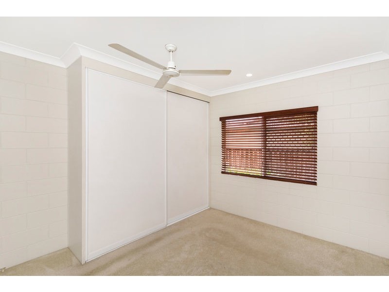 28 Satinash Close, Redlynch QLD 4870