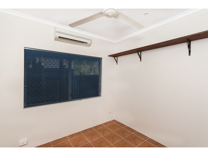 2 Henderson Close, Kanimbla QLD 4870