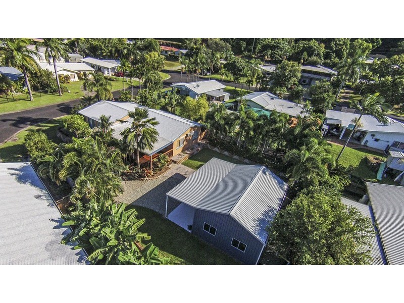 2 Henderson Close, Kanimbla QLD 4870