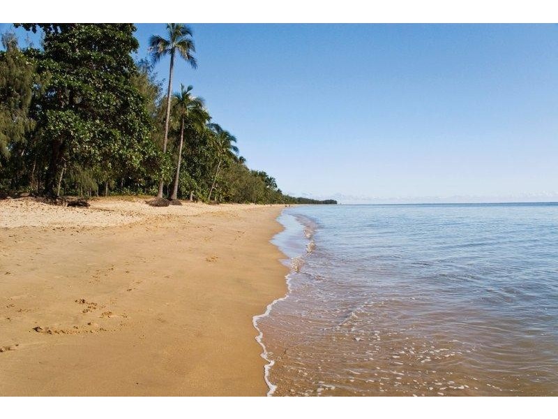 7/9-11 Bouganvillea Street, Holloways Beach QLD 4878