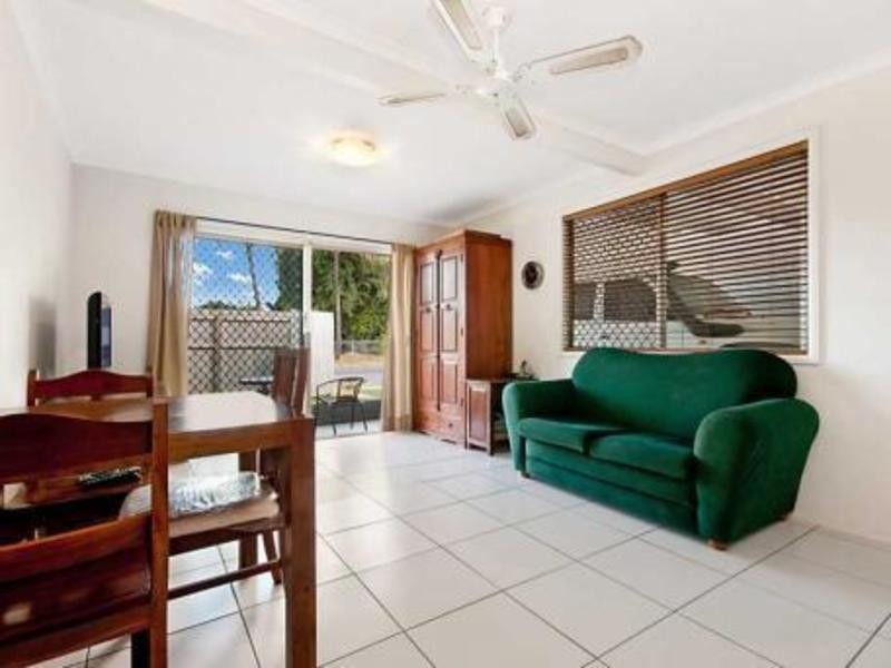 Mooroobool QLD 4870