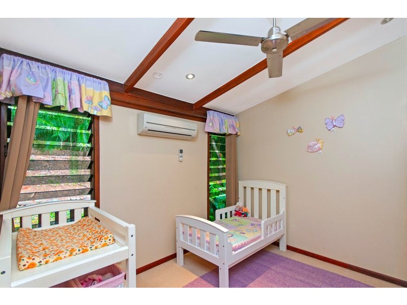 1 Hythe Street, Kamerunga QLD 4870