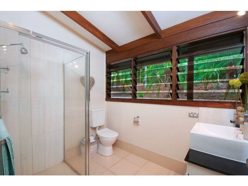 1 Hythe Street, Kamerunga QLD 4870