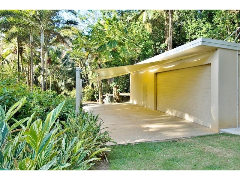 1 Hythe Street, Kamerunga QLD 4870