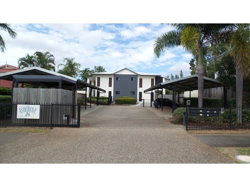 Redlynch QLD 4870