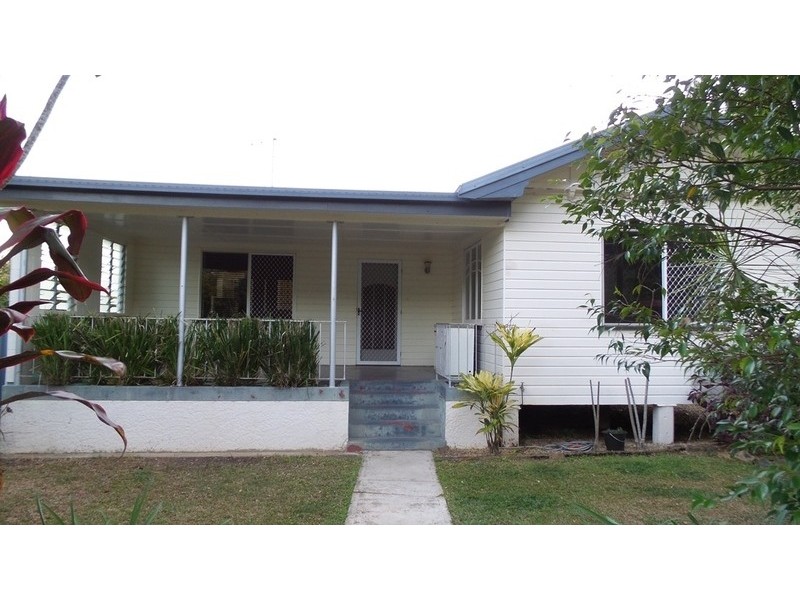 Whitfield QLD 4870