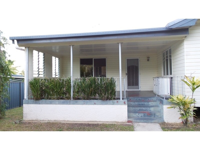 Whitfield QLD 4870