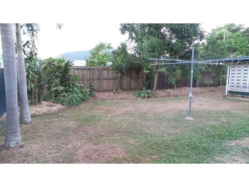 Whitfield QLD 4870