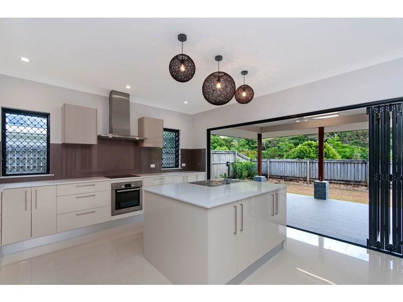 24 McBride Street, Redlynch QLD 4870