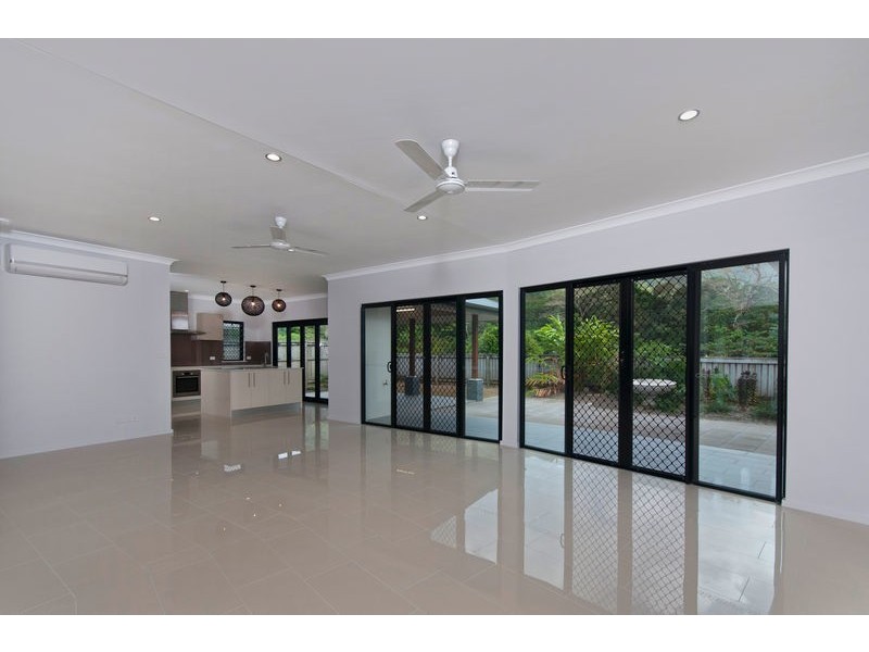 24 McBride Street, Redlynch QLD 4870