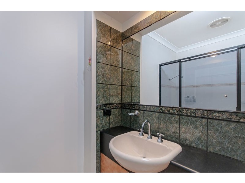 9 Gum Street (cnr Pepperwood St), Redlynch QLD 4870