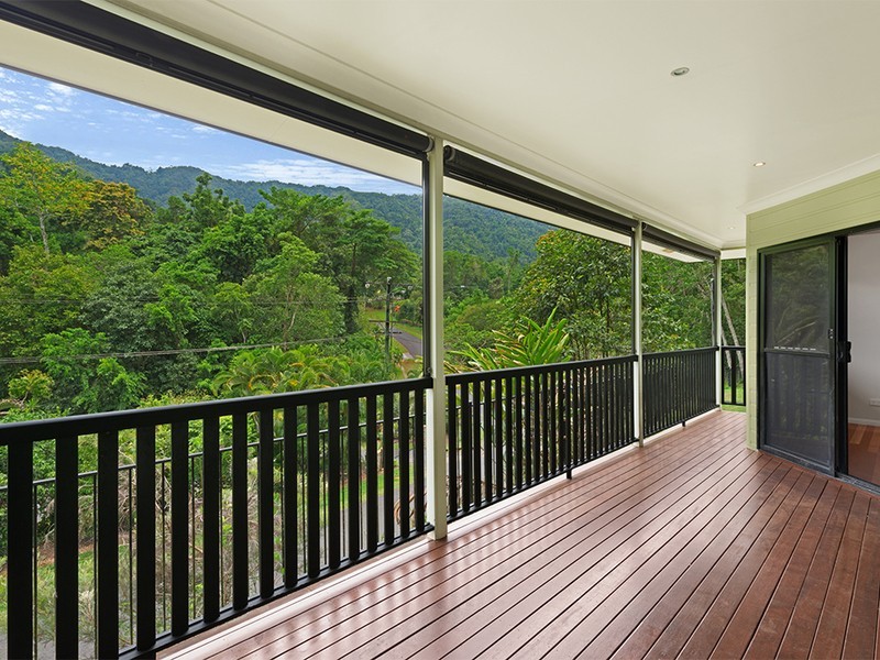 42-44 Cascades Drive, Redlynch QLD 4870