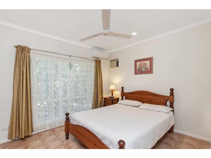 1 Spinos Street, Redlynch QLD 4870