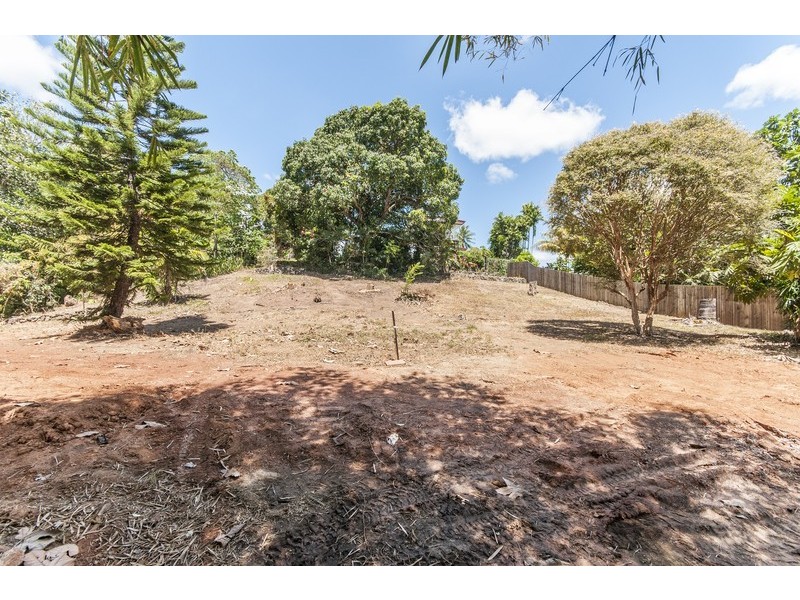 No. 5  Hythe Street, Kamerunga QLD 4870