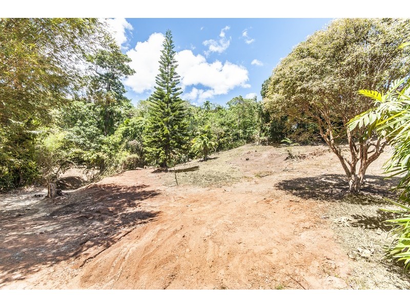 No. 5  Hythe Street, Kamerunga QLD 4870