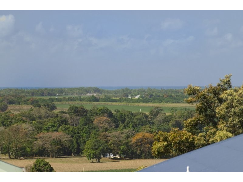 46 Pepperwood Street, Redlynch QLD 4870