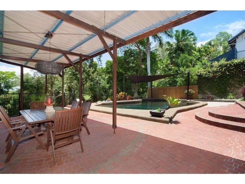 Brinsmead QLD 4870