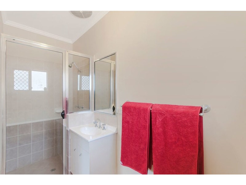 16 Lillipilli Street, Redlynch QLD 4870