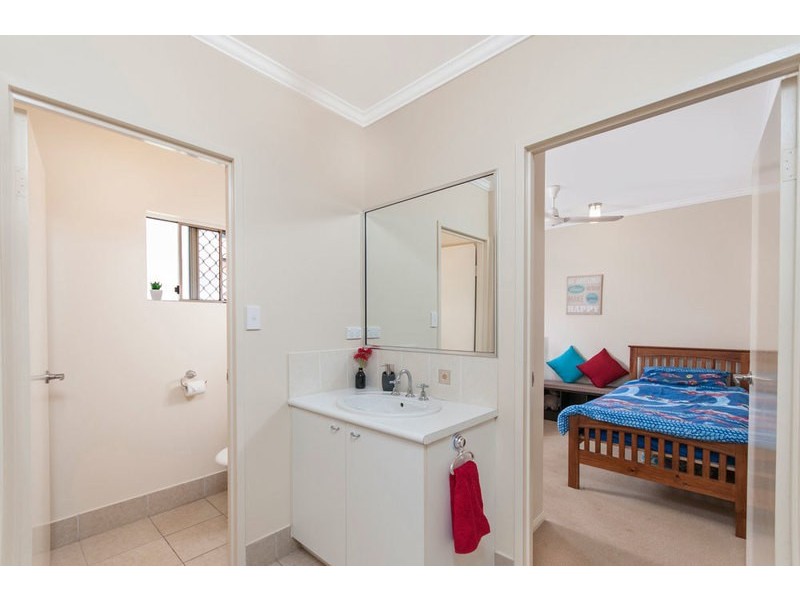 16 Lillipilli Street, Redlynch QLD 4870