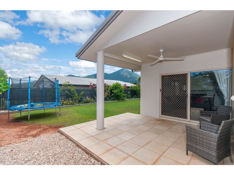 16 Lillipilli Street, Redlynch QLD 4870