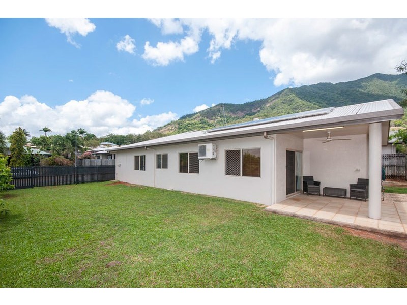 16 Lillipilli Street, Redlynch QLD 4870