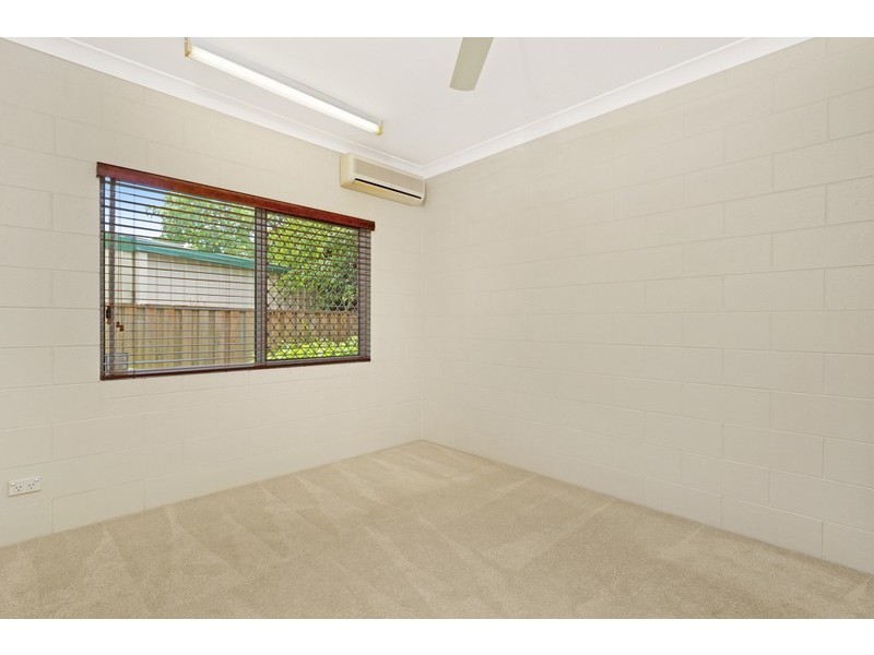 28 Satinash Close, Redlynch QLD 4870