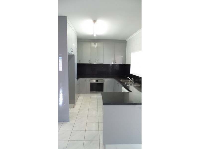 Bentley Park QLD 4869