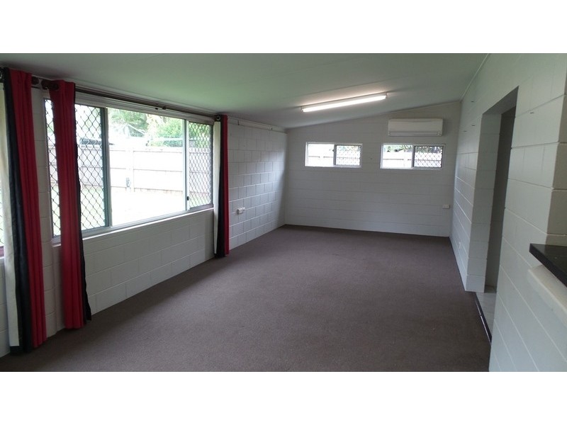 Bentley Park QLD 4869